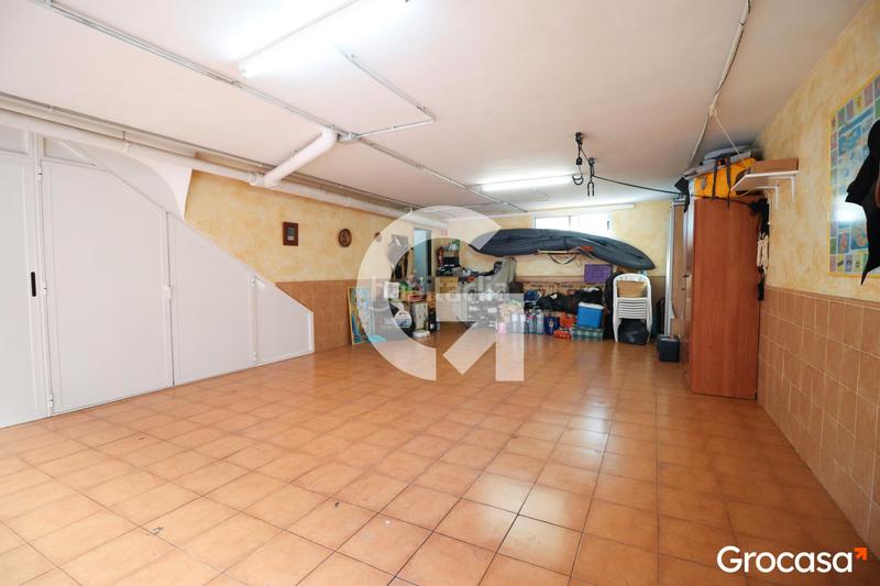 Foto 2a470df8-2487-4236-b12c-16408cc807e6. Casa adossada amb calefacció aparcament a Nuevo Centro Sagunt