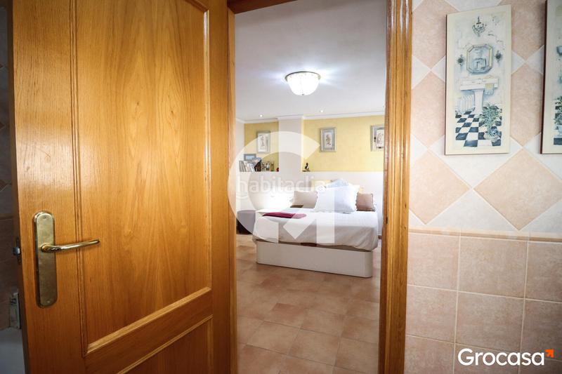 Foto 9def5afc-89ad-49c4-9b29-a8f584346c37. Casa adossada amb calefacció aparcament a Nuevo Centro Sagunt