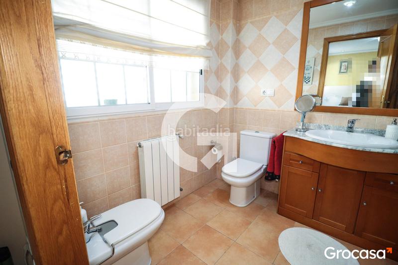 Foto a26e4f01-6dbb-4a7d-967d-476f5951531b. Casa adossada amb calefacció aparcament a Nuevo Centro Sagunt