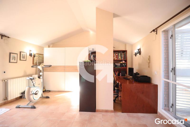 Foto ae755ee3-9589-4712-9183-edc47f3db984. Casa adossada amb calefacció aparcament a Nuevo Centro Sagunt