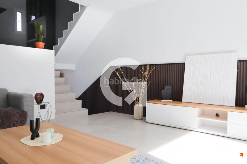 Foto 07daa80f-d17c-42fa-8493-1cb33311cbbc. Casa a schiera con riscaldamento parcheggio piscina in Sitges