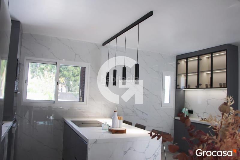 Foto 54cd209f-52be-4363-ac10-78a07523fe60. Casa a schiera con riscaldamento parcheggio piscina in Sitges