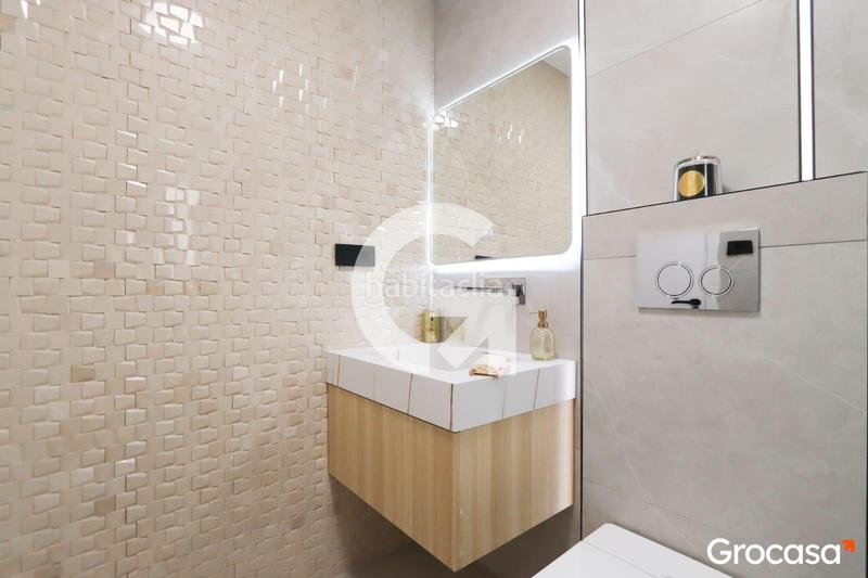 Foto 84101db3-2b13-40dc-abb3-3f86832c7c80. Casa a schiera con riscaldamento parcheggio piscina in Sitges