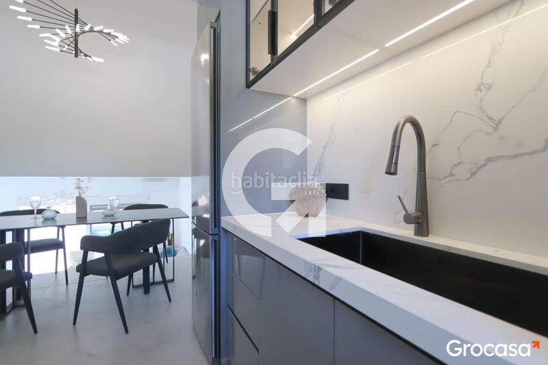 Foto 8e3db5fb-2e54-48dc-9fd7-422e4b9422df. Casa a schiera con riscaldamento parcheggio piscina in Sitges