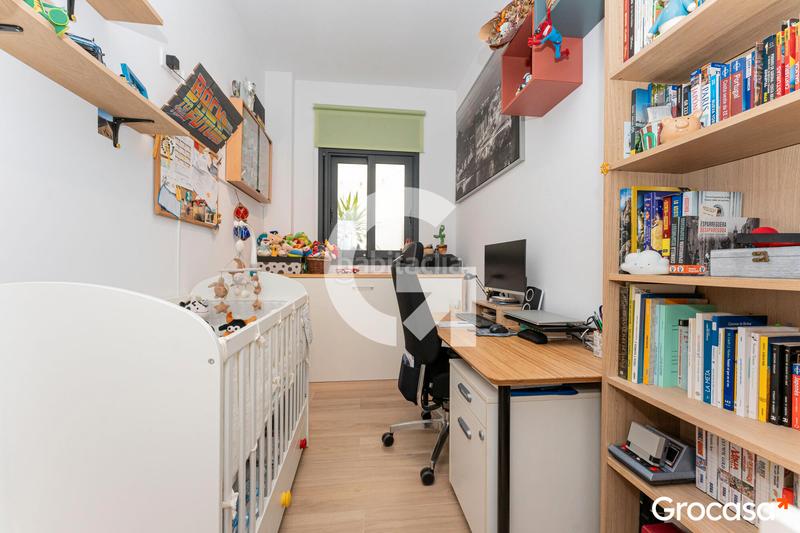 Foto 5505f68d-6f9c-4576-8928-a34c31aa354b. Piano terra con riscaldamento in Centre Cornellà de Llobregat