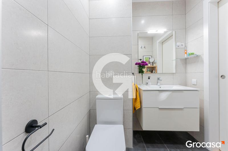 Foto a063af1c-d2f8-47b1-b84d-ece7ce7f9058. Piano terra con riscaldamento in Centre Cornellà de Llobregat