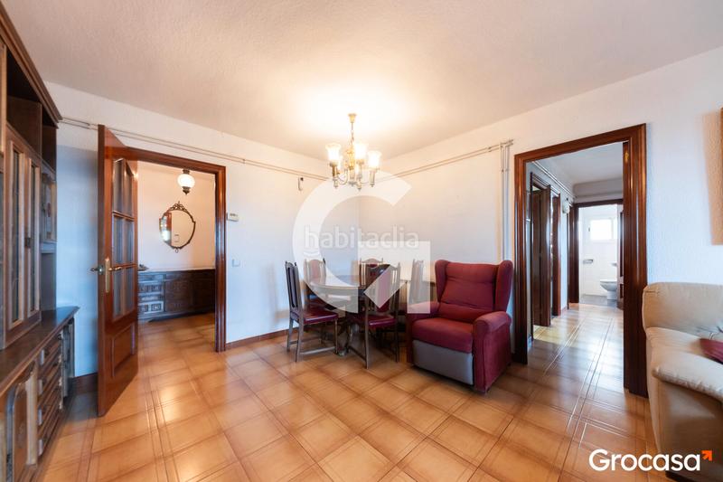 Foto ae594cd6-1156-4e75-8d33-5aaa195b23a3. Appartement avec chauffage dans El Gornal Hospitalet de Llobregat (L´)
