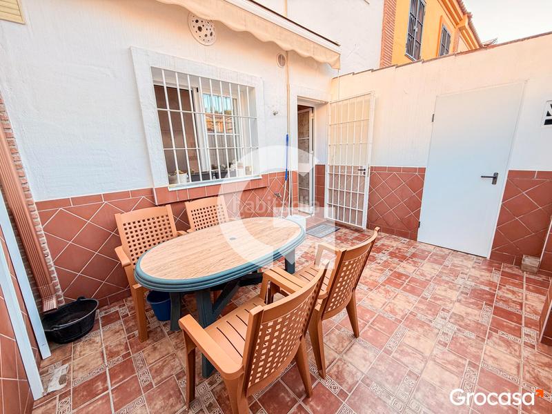 Foto 7324c356-53c4-41e5-b58f-f9c97ff350cd. Casa adossada amb calefacció aparcament piscina a Rincón de la Victoria