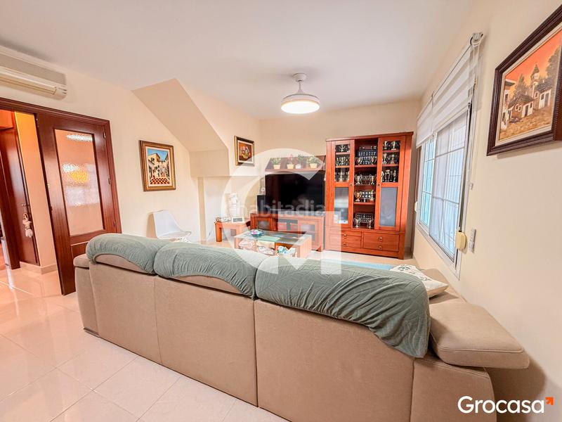 Foto 7fde2f46-cfba-42b3-ac45-caf9b977795e. Casa adossada amb calefacció aparcament piscina a Rincón de la Victoria