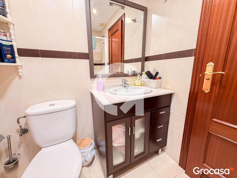 Foto 88d8cbd6-65bf-476b-b4f8-7ed0d809baff. Casa adossada amb calefacció aparcament piscina a Rincón de la Victoria