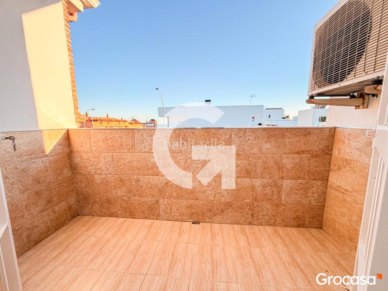 Foto af68831c-34d2-4676-b142-ccc4120c6fa4. Casa adossada amb calefacció aparcament piscina a Rincón de la Victoria