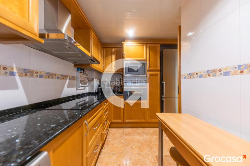 Foto a864edd8-e9f1-4b59-a387-908f2867dff5. Duplex with heating in Sant Vicenç dels Horts