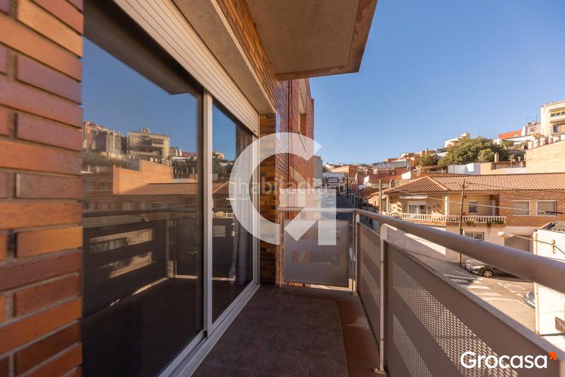 Foto d499aec9-d834-4b74-94c1-31d9af2d9834. Duplex with heating in Sant Vicenç dels Horts