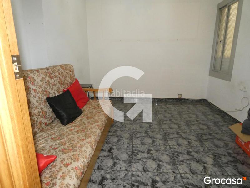 Foto 7ffd6551-7a27-4977-8ae8-3a163ad44189. Appartement dans Estruch-Eixample Prat de Llobregat (El)