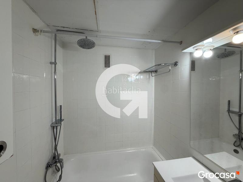 Foto 94cee2dd-2cd1-4368-873c-31decc21361e. Pis amb calefacció aparcament piscina a Sant Ramon - Maternitat Barcelona