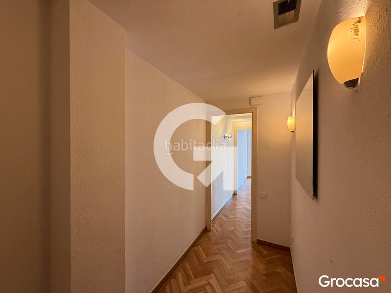 Foto da8dc461-82e3-4be4-bda1-1fc46d2a01c2. Pis amb calefacció aparcament piscina a Sant Ramon - Maternitat Barcelona