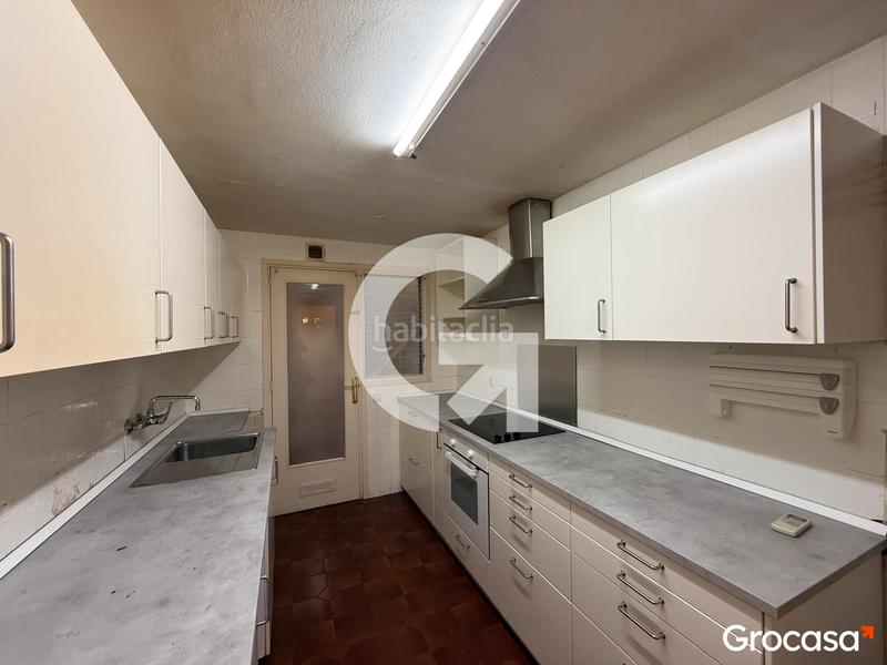 Foto e497915b-c0b7-4037-a605-e519fad14d30. Pis amb calefacció aparcament piscina a Sant Ramon - Maternitat Barcelona