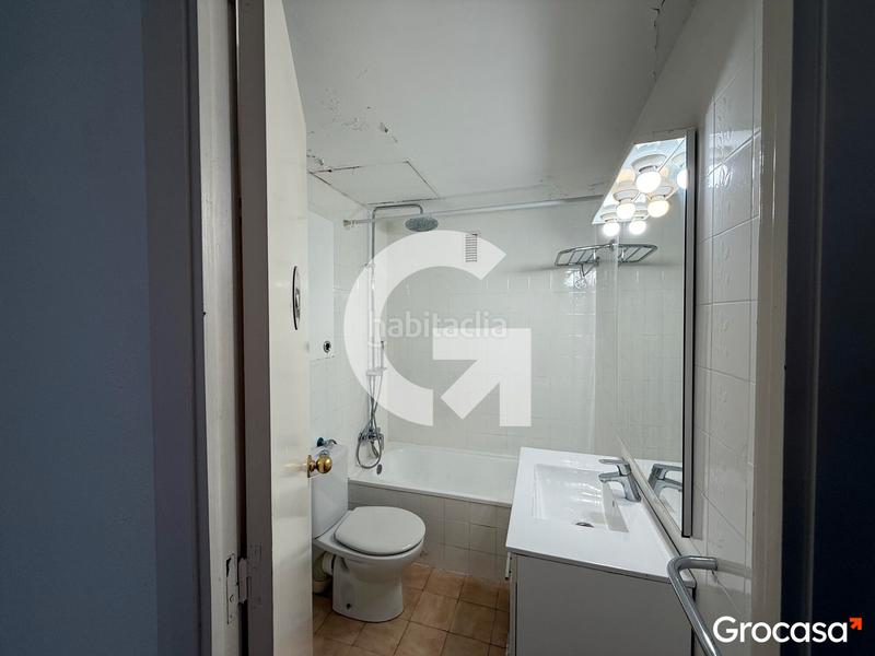 Foto f1d3f065-f6f8-498b-85cb-e9859d433594. Pis amb calefacció aparcament piscina a Sant Ramon - Maternitat Barcelona