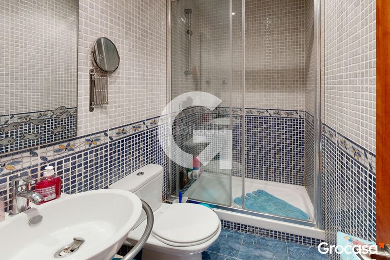 Foto a5a53469-27c2-4010-9a6e-3a4e7f5d69dc. Casa amb calefacció aparcament a Vallirana