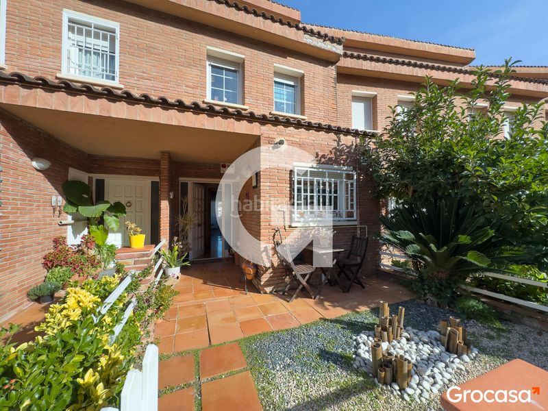 Foto c7da508b-ef92-42a4-adf3-de8bfec2abcf. Casa amb calefacció aparcament a Vallirana