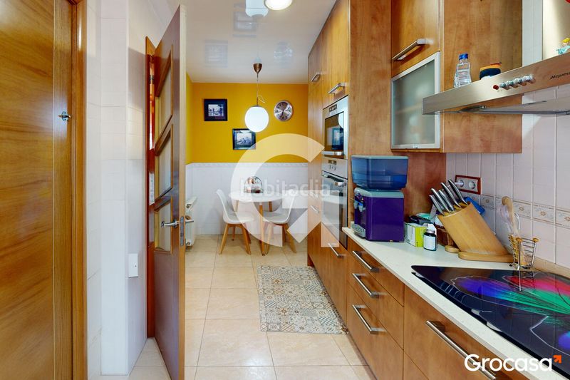 Foto d43d3d31-7c9a-4189-971a-ab0f6ddcefe6. Casa amb calefacció aparcament a Vallirana