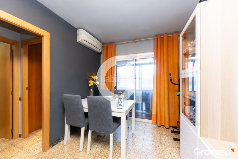 Foto 97534184-2f6c-4528-9eb7-46e8a3ba19d2. Pis a Carmel Barcelona