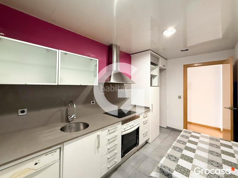 Foto fb6238f8-fde6-455d-8299-d9c5d1d74720. Pis a Sant Ramon - Maternitat Barcelona