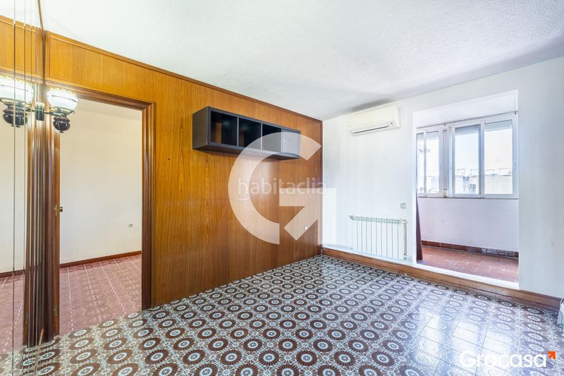 Foto 92c93a2e-eb52-4d2d-b49e-ca43e0fdafc4. Dachwohnung mit heizung in La Florida Hospitalet de Llobregat (L´)