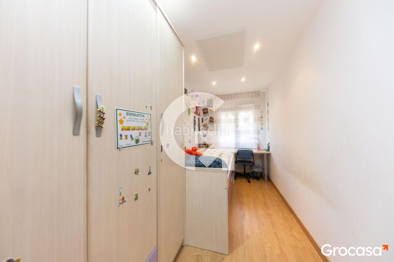 Foto a6205f50-a17a-48c9-9b07-01bb2913e529. Piso estupendo piso en el centro del pueblo en Sant Vicenç dels Horts