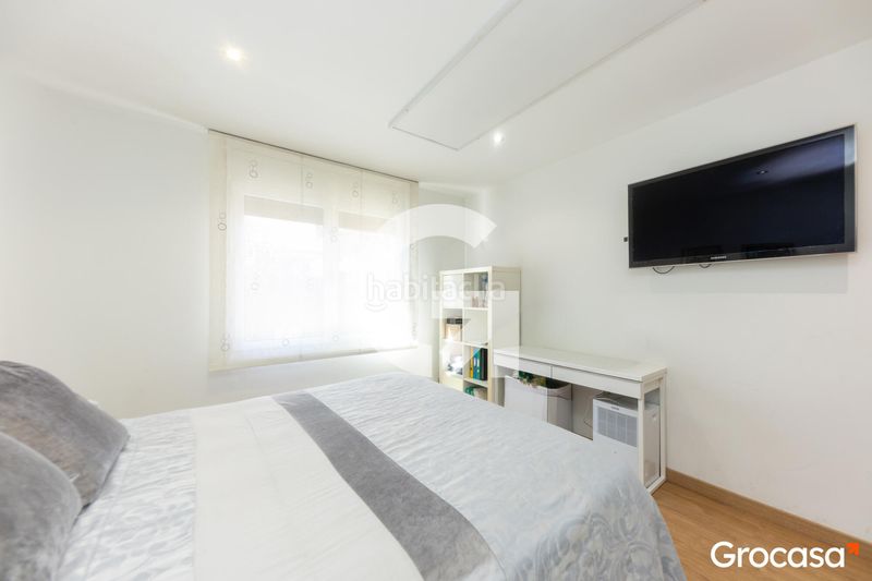 Foto c7cdd512-d108-4943-894f-fed30a6356ac. Piso estupendo piso en el centro del pueblo en Sant Vicenç dels Horts
