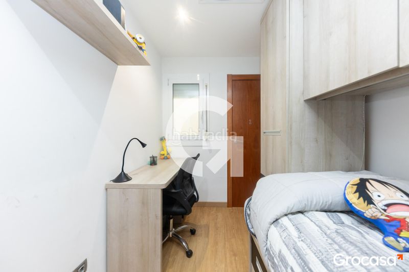Foto d3c0a95b-49e3-4595-a34d-05cb0083241e. Piso estupendo piso en el centro del pueblo en Sant Vicenç dels Horts