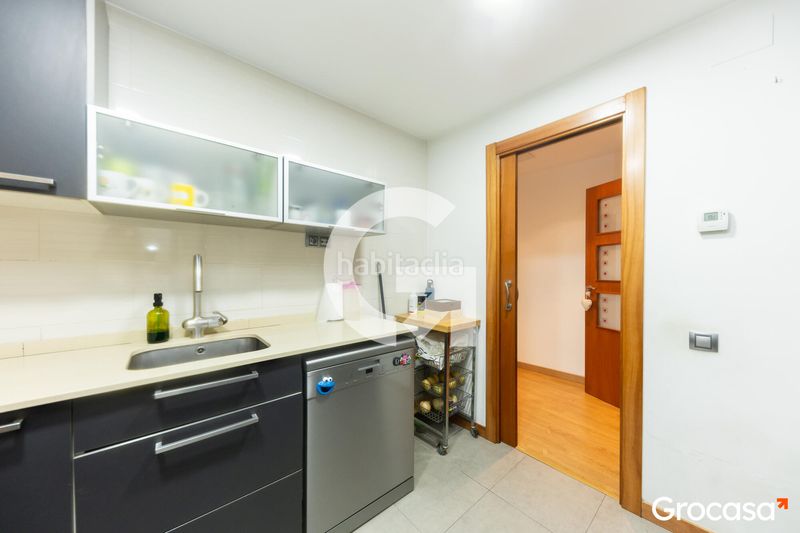 Foto f1ce170c-2334-4a28-8e5d-2414f00a1f78. Piso estupendo piso en el centro del pueblo en Sant Vicenç dels Horts