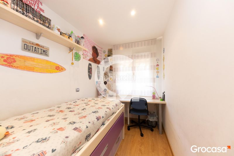 Foto ff53c2b7-b5f5-48df-b3af-e86e0c87bc3d. Piso estupendo piso en el centro del pueblo en Sant Vicenç dels Horts