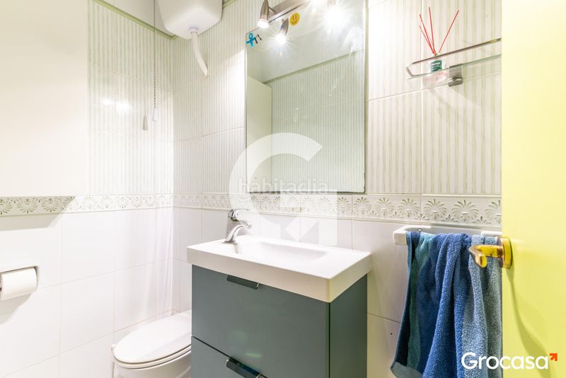 Foto f2e0a603-50ee-4ba0-96f4-eb5be97b7e0b. Pis amb calefacció aparcament piscina a Centre Sant Just Desvern