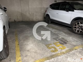 Autoparkplatz  Pz constitucio de la. Parking mediano