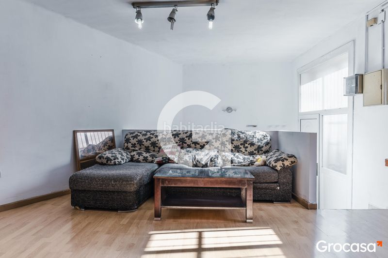 Foto 47bde3f9-9c4a-4e13-a735-baf1fe73e9fc. Local comercial a Carmel Barcelona