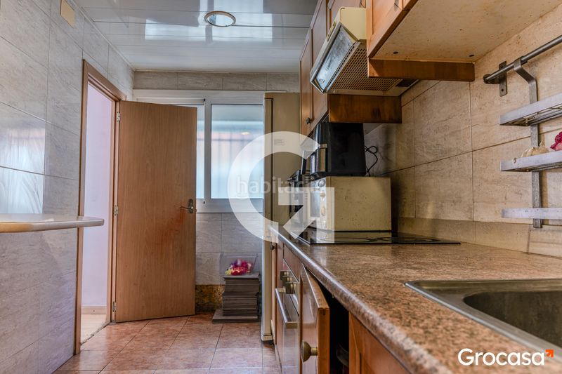 Foto bc75210a-3c0c-44ea-b190-10cc7858cfc0. Local comercial a Carmel Barcelona