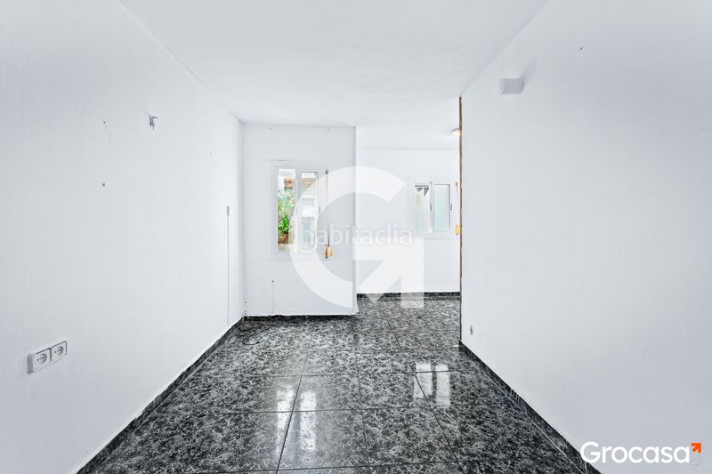 Foto d3577dee-ddc0-4524-bdb0-3ab5aeb885a3. Etagenwohnung mit heizung in Pubilla Cases Hospitalet de Llobregat (L´)
