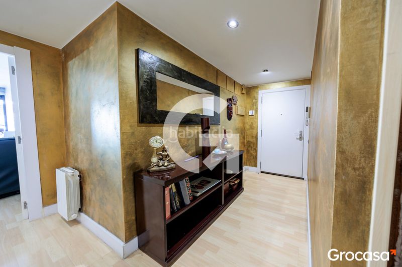 Foto 0999bb87-52d1-4607-85b6-3a9262bb9600. Pis amb calefacció aparcament piscina a Zona Esportiva Terrassa