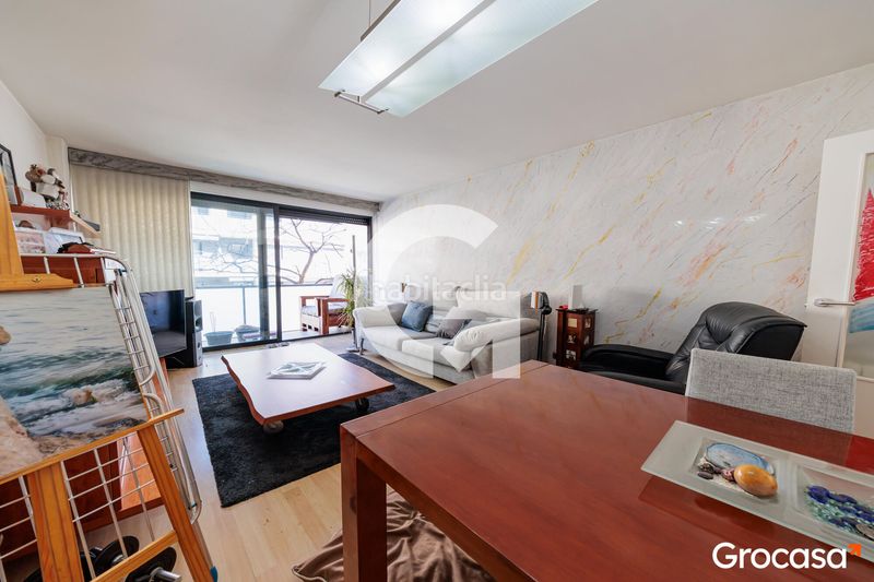 Foto 0c25cfee-3062-4350-b59f-8420c4cad22b. Pis amb calefacció aparcament piscina a Zona Esportiva Terrassa