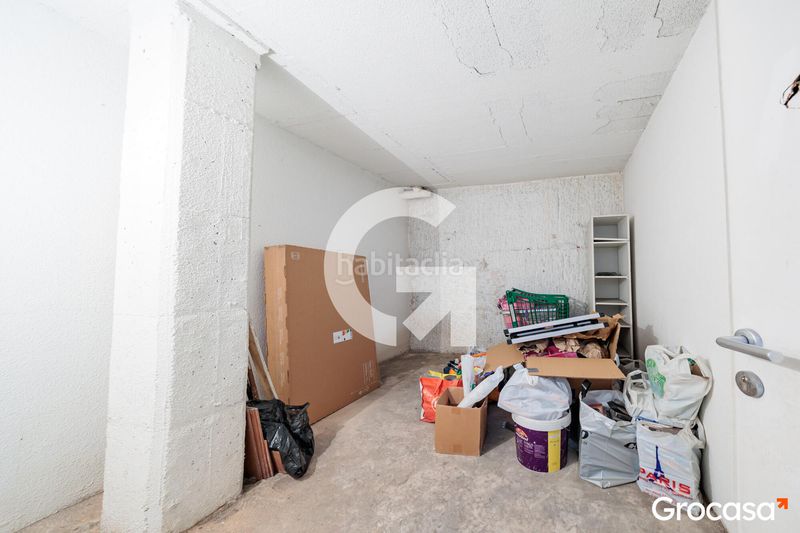 Foto 502a41fd-92de-468e-9c10-fee245343263. Pis amb calefacció aparcament piscina a Zona Esportiva Terrassa