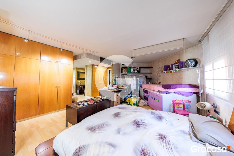 Foto c9025c0e-481d-43f9-b5e6-43a353b9d192. Pis amb calefacció aparcament piscina a Zona Esportiva Terrassa