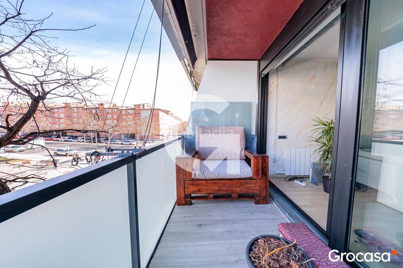 Foto cc48c0f8-5017-4366-9667-24fb78c1655d. Pis amb calefacció aparcament piscina a Zona Esportiva Terrassa