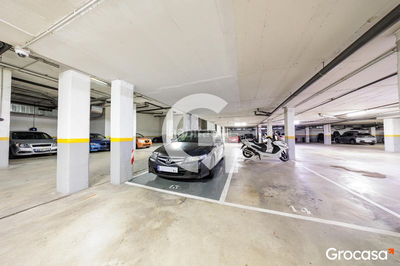 Foto f14eb14a-c6c5-4824-bc02-bb7a8de033ea. Pis amb calefacció aparcament piscina a Zona Esportiva Terrassa