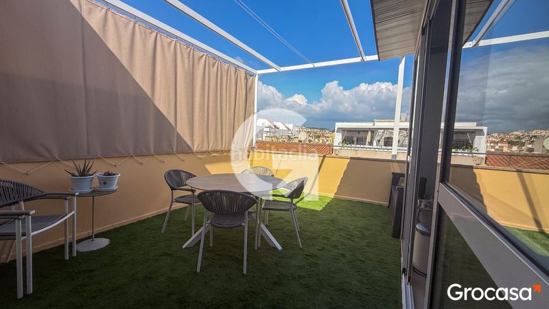 Foto 4e9e0cc2-821c-4157-9ef3-16725a19f4d5. Àtic a Centro Torre del Mar