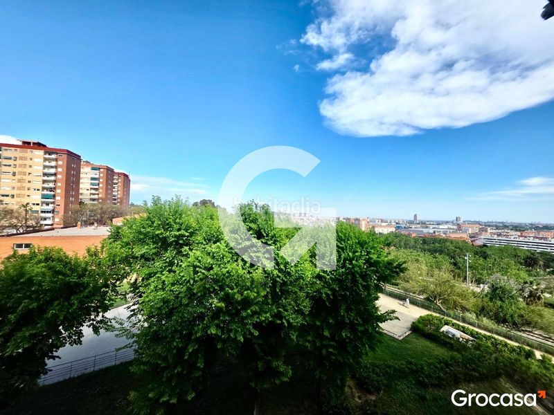 Foto 7c4bd208-9d9a-4409-9400-49c56b82b9eb. Pis amb calefacció a La Gavarra Cornellà de Llobregat