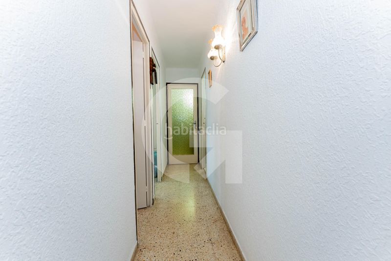 Foto 65ef83da-9625-4320-bd70-613d781e4abb. Pis a La Gavarra Cornellà de Llobregat