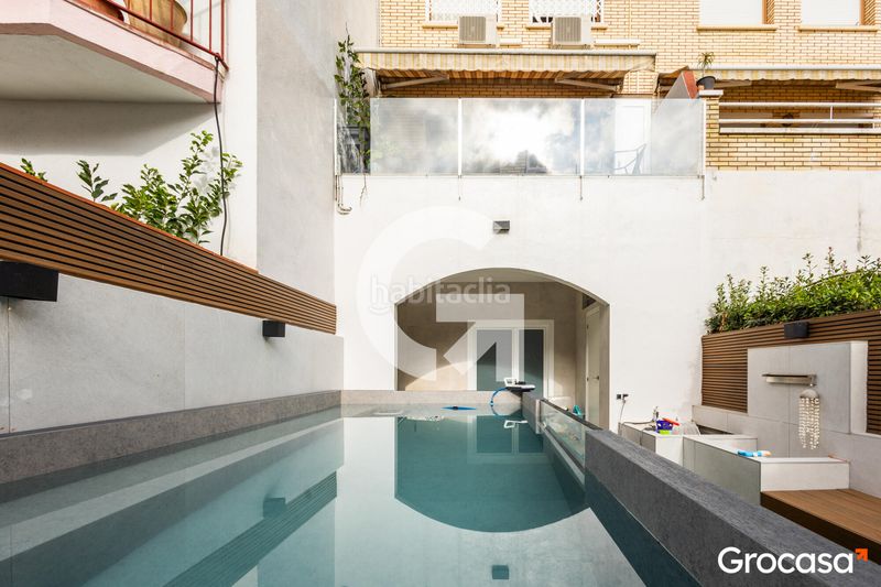 Foto f414df56-8e8f-4b67-b96d-5e1082d34ece. Casa amb calefacció aparcament piscina a Can Vinader Castelldefels