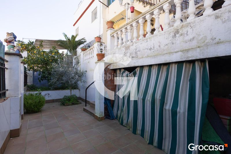 Foto d9189de2-8034-4de4-806c-0e40929ae524. Casa con riscaldamento in Els Canons - Les Orioles - Can Paulet Sant Boi de Llobregat