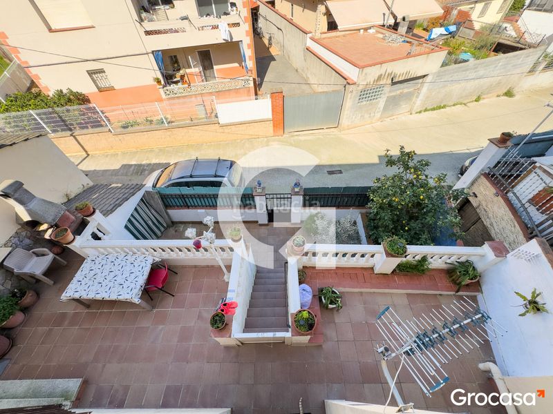 Foto e5cb8b0c-fdbe-4da9-b536-7e298c89bff3. Casa con riscaldamento in Els Canons - Les Orioles - Can Paulet Sant Boi de Llobregat